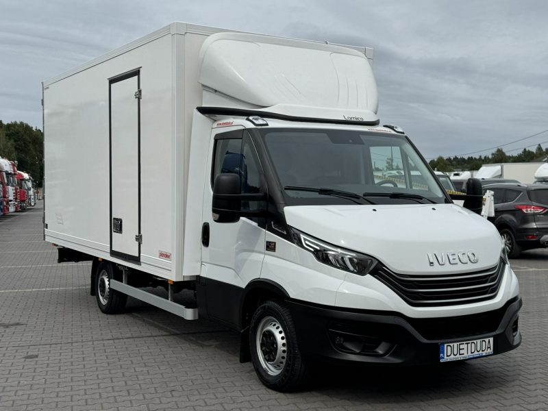 Iveco Daily 35S18 H Hi-Matic Salon PL 10-palet drzwi boczne Lampy Led Dostępny od Ręki