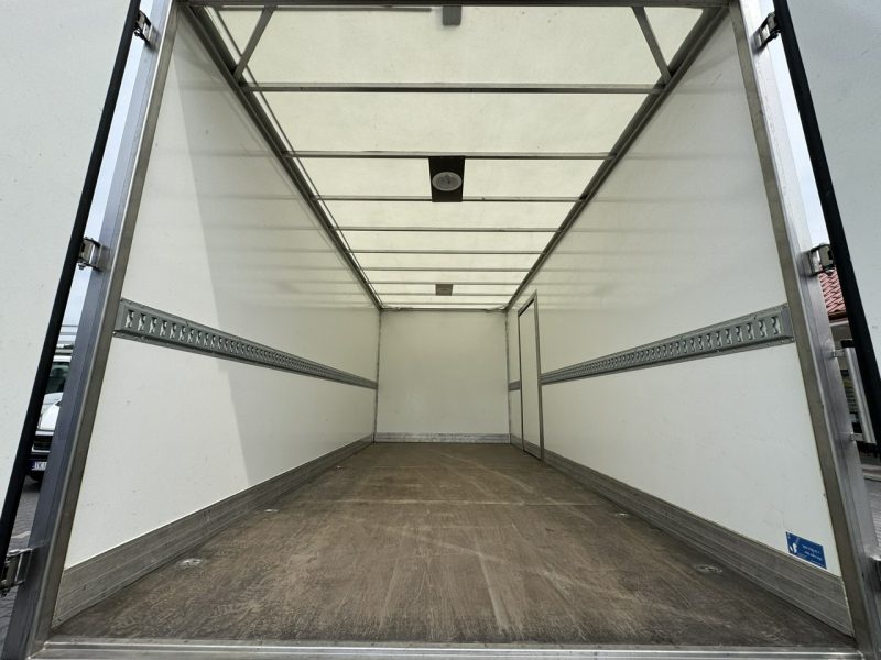Iveco Daily 35S18 H Hi-Matic Salon PL 10-palet drzwi boczne Lampy Led Dostępny od Ręki
