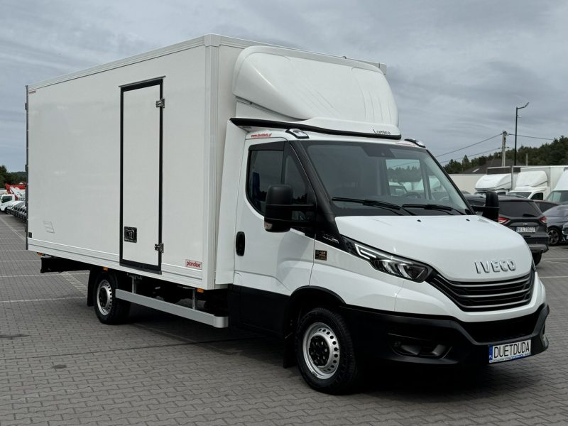 Iveco Daily 35S18 H Hi-Matic Salon PL 10-palet drzwi boczne Lampy Led Dostępny od Ręki