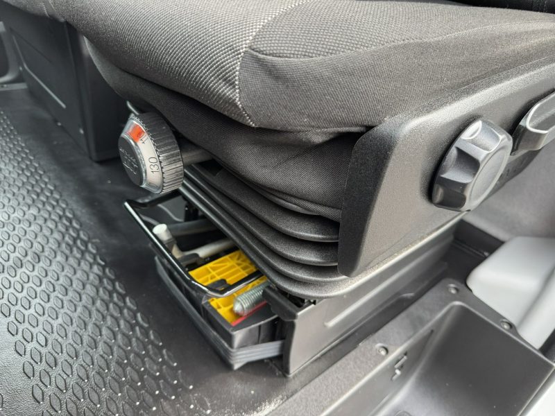 Iveco Daily 35S18 H Hi-Matic Salon PL 10-palet drzwi boczne Lampy Led Dostępny od Ręki