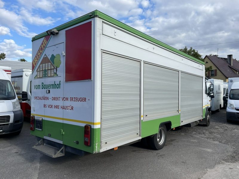 Mercedes inny Autosklep Gastronomiczny Warzywniak food truck foodtruck sklep W-zasi