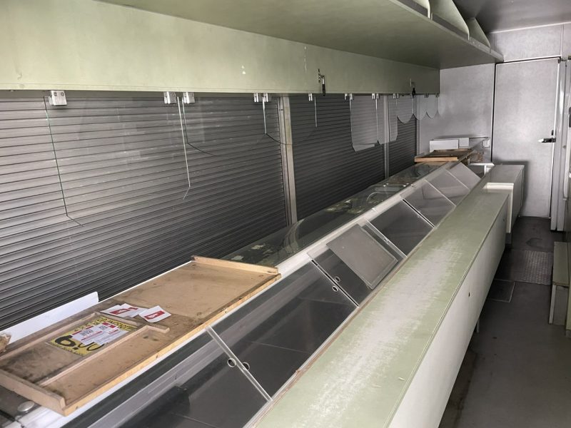 Mercedes inny Autosklep Gastronomiczny Warzywniak food truck foodtruck sklep W-zasi