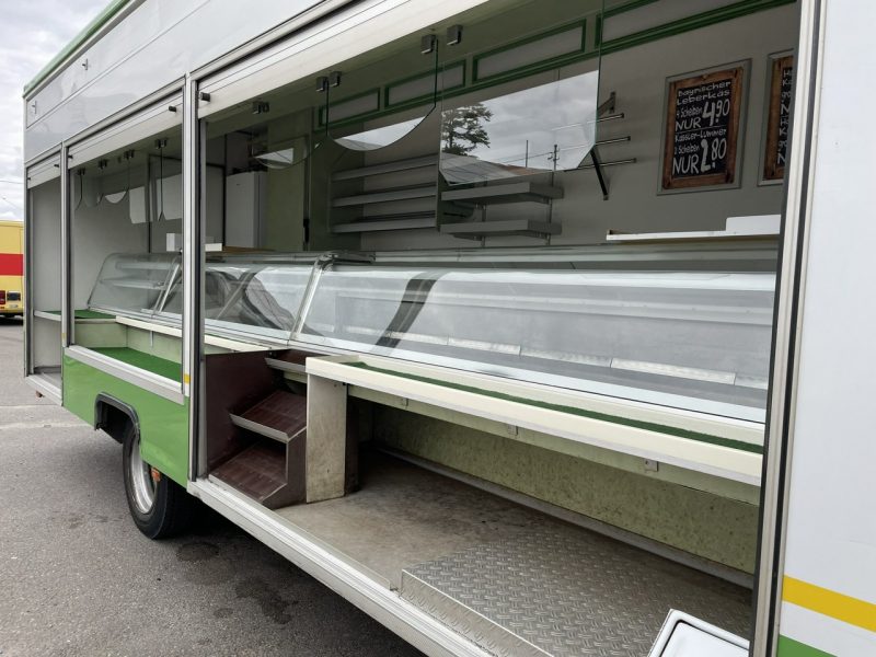 Mercedes inny Autosklep Gastronomiczny Warzywniak food truck foodtruck sklep W-zasi