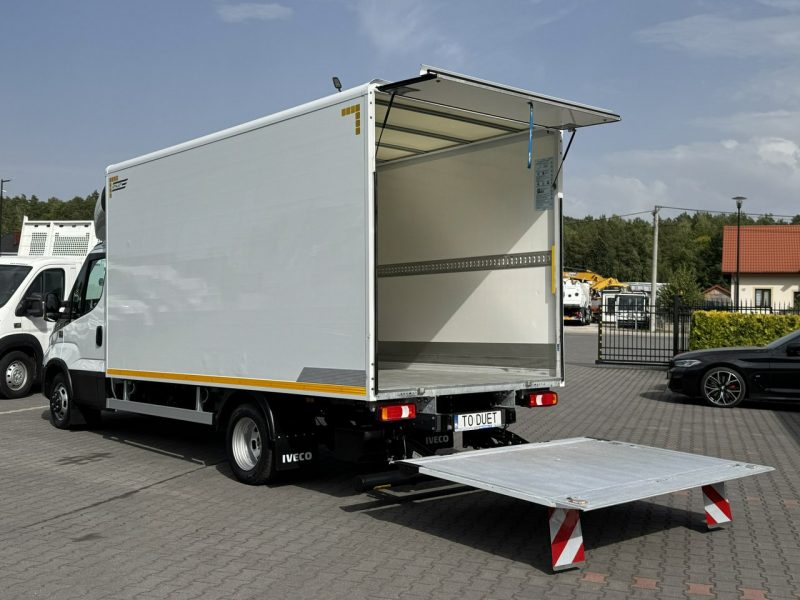 Iveco Daily 35C16 V Kontener + Winda 750kg Na Bliźniaku Koła Bliźniacze (Master, Sprinter)