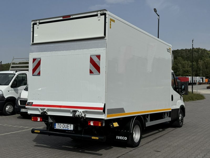 Iveco Daily 35C16 V Kontener + Winda 750kg Na Bliźniaku Koła Bliźniacze (Master, Sprinter)