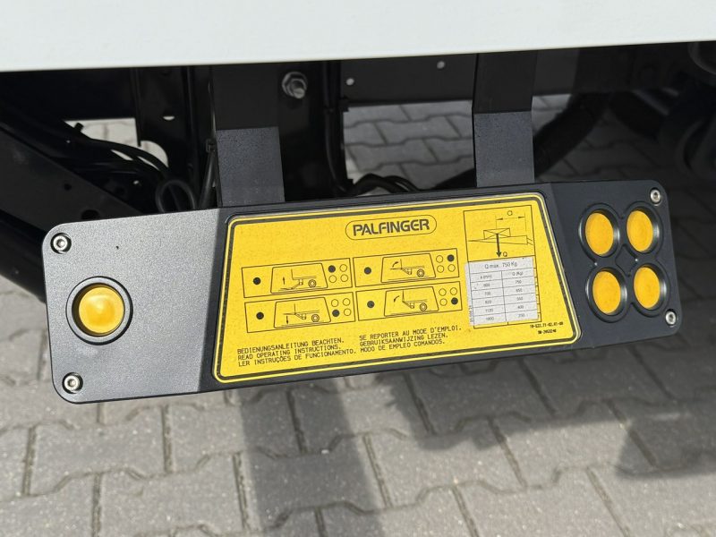 Iveco Daily 35C16 V Kontener + Winda 750kg Na Bliźniaku Koła Bliźniacze (Master, Sprinter)