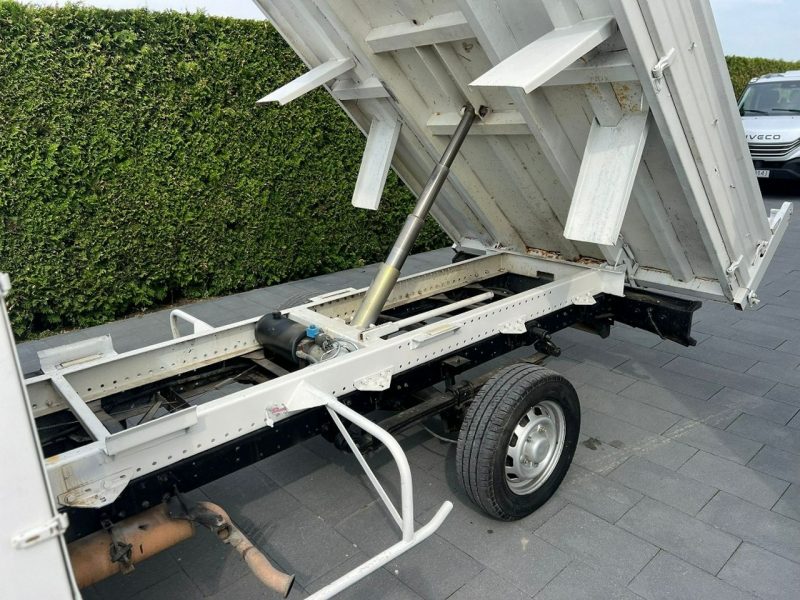 Nissan Cabstar Nissan Cabstar 2.5TD Wywrotka