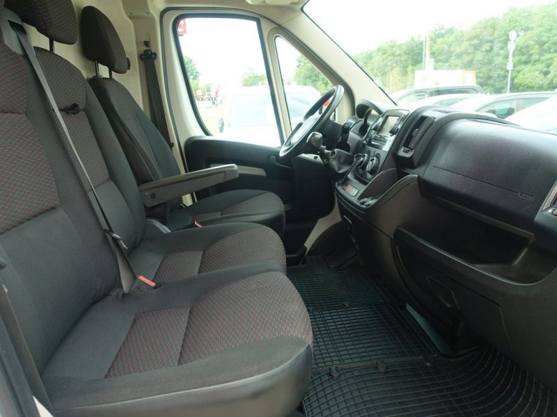 Peugeot Boxer Fv 23%* Tylko 119 tyś KM*Dodatkowy zbiornik - dystrybutor*Org. Lakier