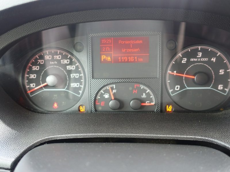 Peugeot Boxer Fv 23%* Tylko 119 tyś KM*Dodatkowy zbiornik - dystrybutor*Org. Lakier