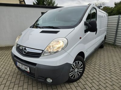 Opel Vivaro Transit Custom 2.0 TDCi 130KM FV23% bezwypadek BDB WYPOSAŻENIE 3 osob