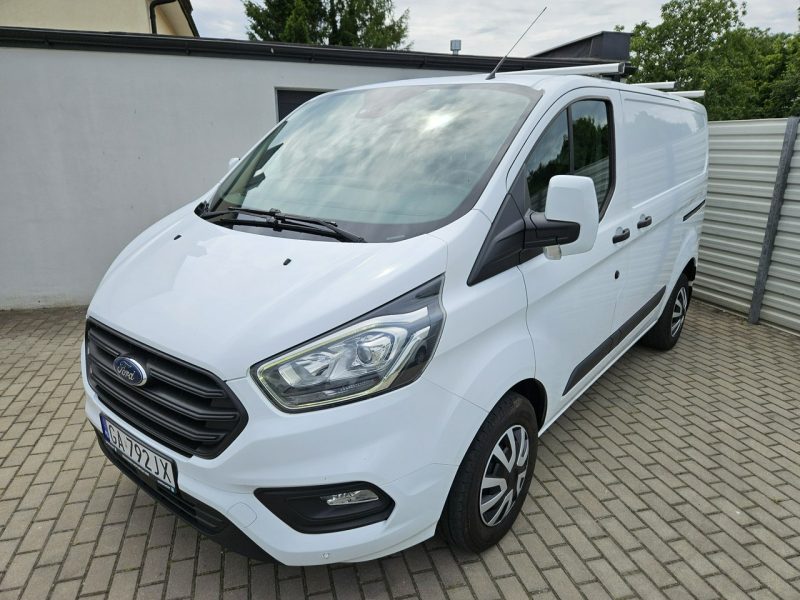Opel Vivaro Transit Custom 2.0 TDCi 130KM FV23% bezwypadek BDB WYPOSAŻENIE 3 osob