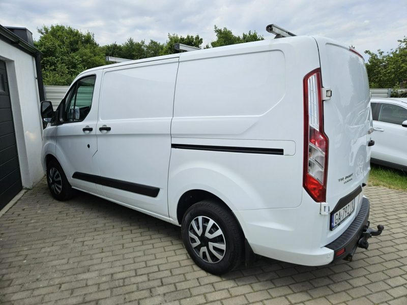 Opel Vivaro Transit Custom 2.0 TDCi 130KM FV23% bezwypadek BDB WYPOSAŻENIE 3 osob