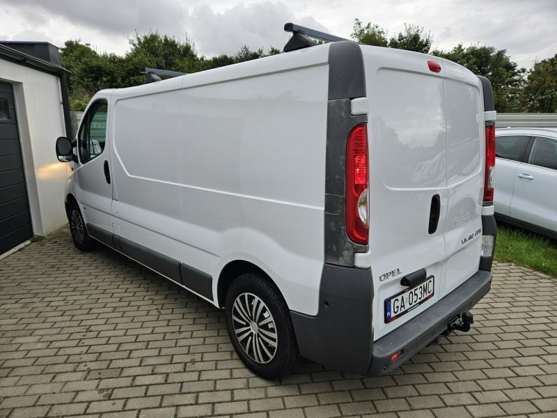 Opel Vivaro Transit Custom 2.0 TDCi 130KM FV23% bezwypadek BDB WYPOSAŻENIE 3 osob
