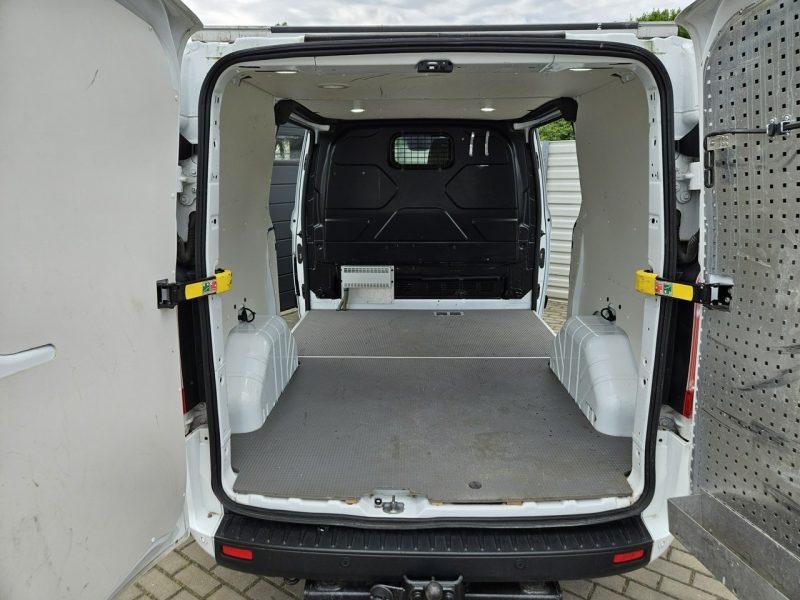 Opel Vivaro Transit Custom 2.0 TDCi 130KM FV23% bezwypadek BDB WYPOSAŻENIE 3 osob