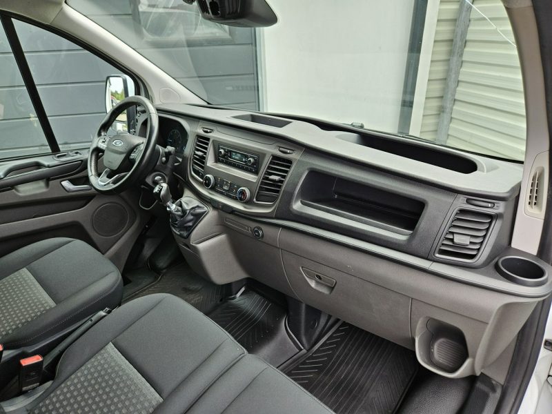 Opel Vivaro Transit Custom 2.0 TDCi 130KM FV23% bezwypadek BDB WYPOSAŻENIE 3 osob