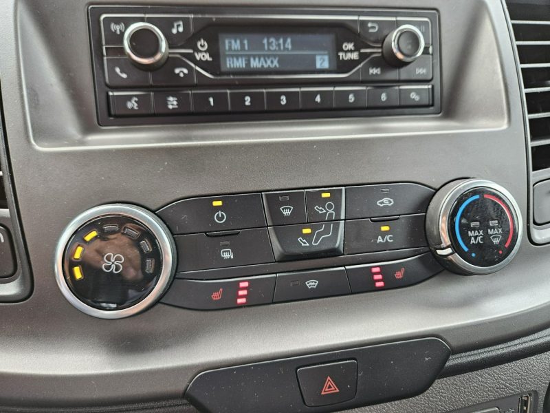 Opel Vivaro Transit Custom 2.0 TDCi 130KM FV23% bezwypadek BDB WYPOSAŻENIE 3 osob