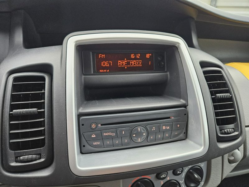 Opel Vivaro Transit Custom 2.0 TDCi 130KM FV23% bezwypadek BDB WYPOSAŻENIE 3 osob