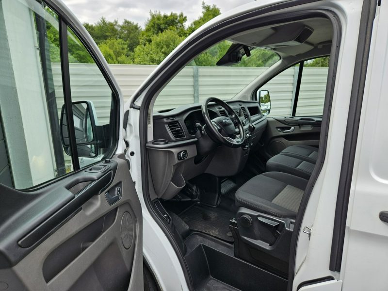 Opel Vivaro Transit Custom 2.0 TDCi 130KM FV23% bezwypadek BDB WYPOSAŻENIE 3 osob