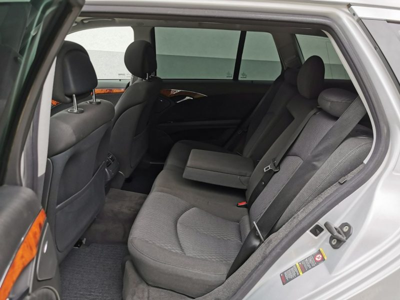 Mercedes E 280 3.0 V6 CDI 190KM Klimatronik Navigacja Szyberdach wer Elegance Manual W211 (2002-2009)