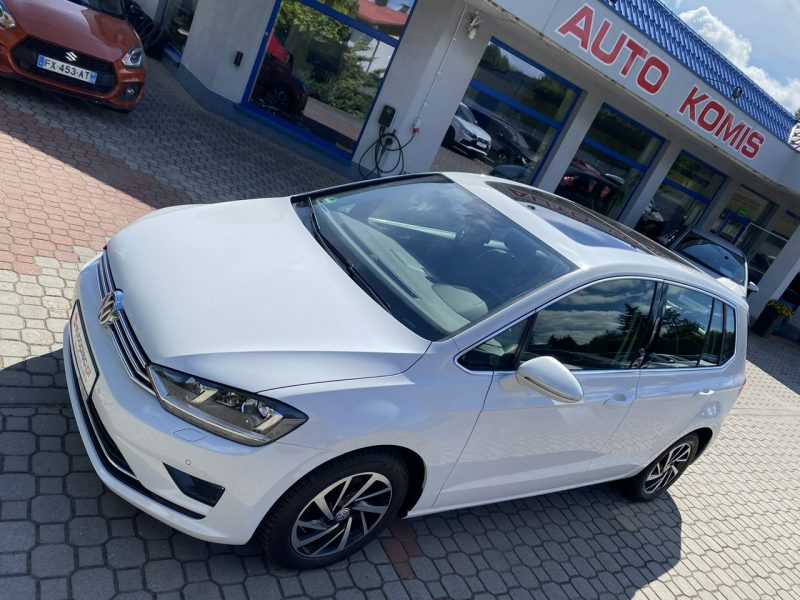 Volkswagen Golf Sportsvan 1.4 150 KM Highline, Biała Perła,Niski przebieg, Gwarancja I (2014-)