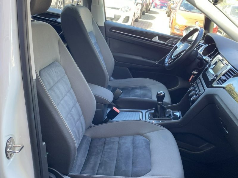 Volkswagen Golf Sportsvan 1.4 150 KM Highline, Biała Perła,Niski przebieg, Gwarancja I (2014-)