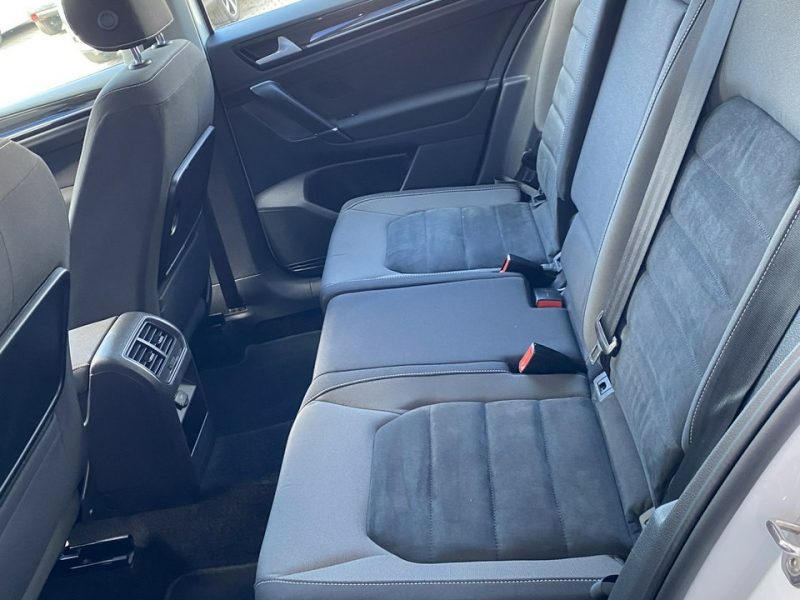 Volkswagen Golf Sportsvan 1.4 150 KM Highline, Biała Perła,Niski przebieg, Gwarancja I (2014-)