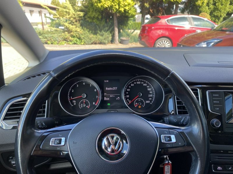 Volkswagen Golf Sportsvan 1.4 150 KM Highline, Biała Perła,Niski przebieg, Gwarancja I (2014-)
