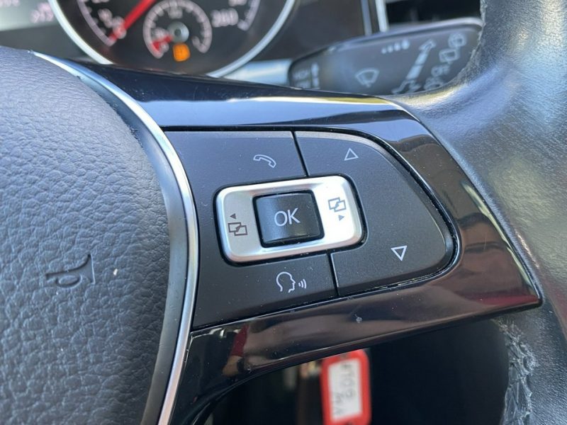 Volkswagen Golf Sportsvan 1.4 150 KM Highline, Biała Perła,Niski przebieg, Gwarancja I (2014-)