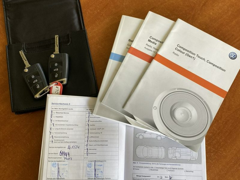 Volkswagen Golf Sportsvan 1.4 150 KM Highline, Biała Perła,Niski przebieg, Gwarancja I (2014-)