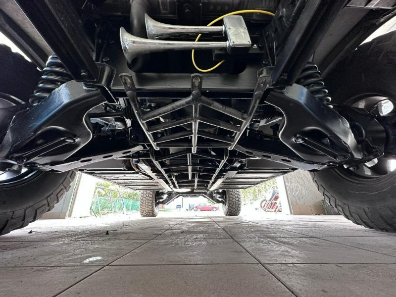 Hummer H1 Hummer H1. 6.5 Turbo Diesel. Oryginalny cywilny! Stan Kolekcjonerski.