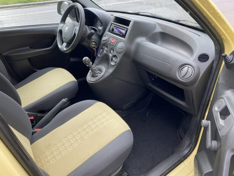 Fiat Panda Klimatyzacja, wspomaganie kierownicy, ABS, świeży olej, nowy rozrząd II (2003-2012)