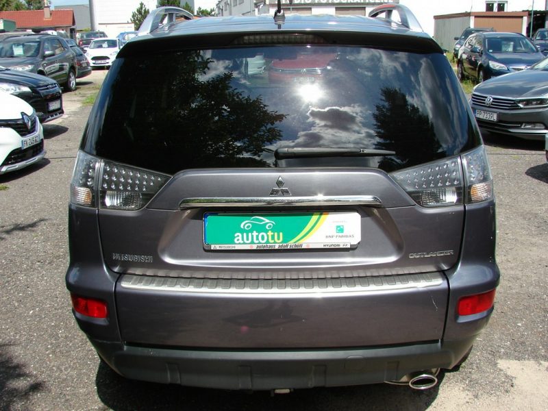 Mitsubishi Outlander 2.0 E 150 KM Bogata Wersja II (2006-2013)