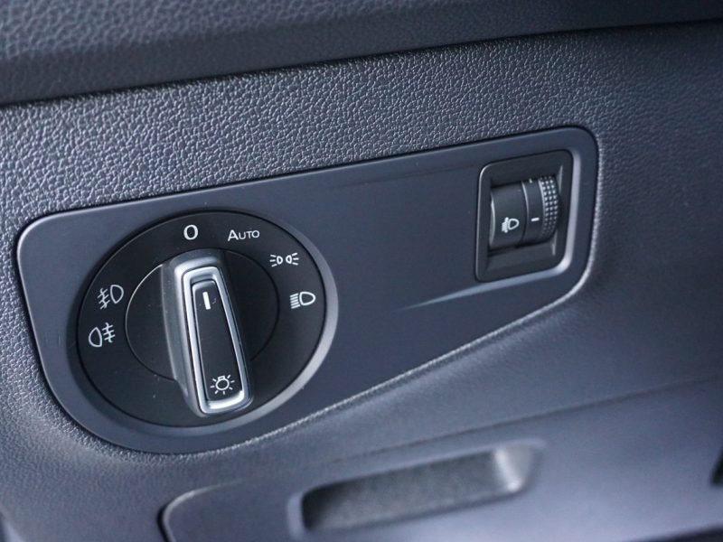 Volkswagen Tiguan 2.0 TDI 150KM, R-Line Automat DSG, Auto Z Gwarancją, Świetny Stan, II (2016-2024)