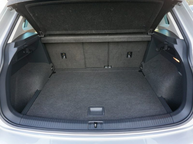 Volkswagen Tiguan 2.0 TDI 150KM, R-Line Automat DSG, Auto Z Gwarancją, Świetny Stan, II (2016-2024)