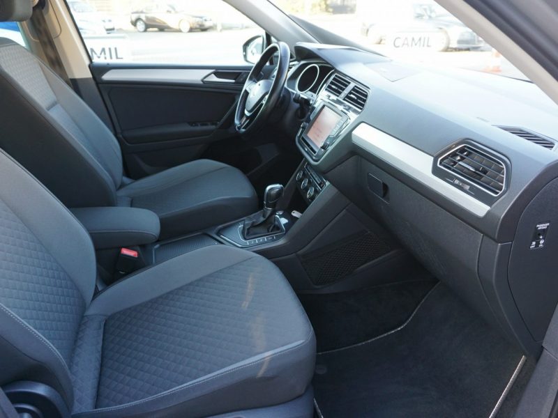 Volkswagen Tiguan 2.0 TDI 150KM, R-Line Automat DSG, Auto Z Gwarancją, Świetny Stan, II (2016-2024)