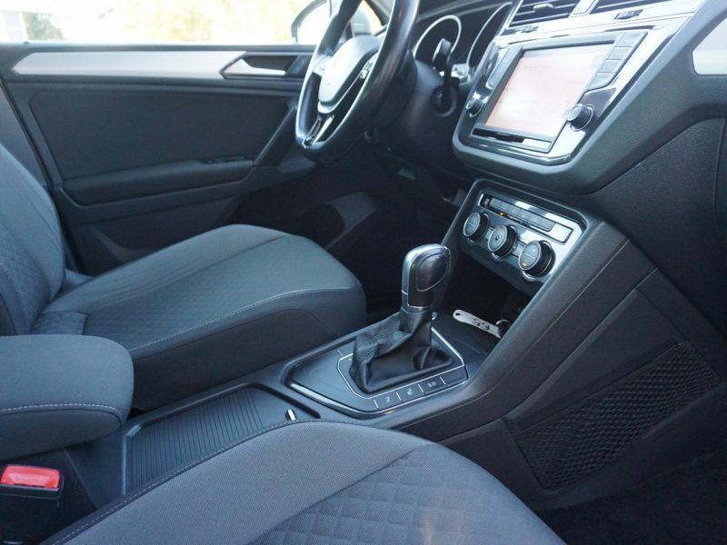 Volkswagen Tiguan 2.0 TDI 150KM, R-Line Automat DSG, Auto Z Gwarancją, Świetny Stan, II (2016-2024)