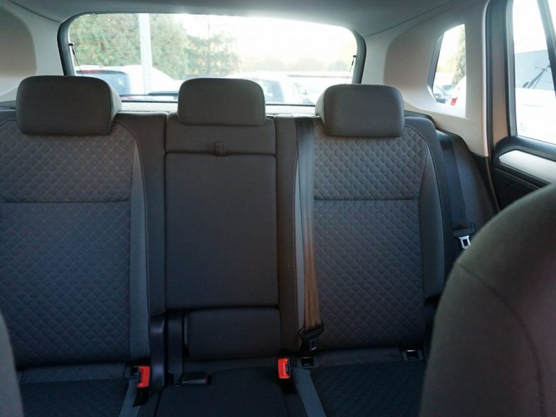 Volkswagen Tiguan 2.0 TDI 150KM, R-Line Automat DSG, Auto Z Gwarancją, Świetny Stan, II (2016-2024)