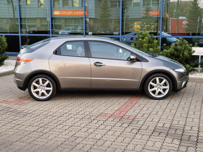Honda Civic UFO * GWARANCJA * 1.8 i-VTEC * 140 KM * manual * warszawa * serwis VIII (2006-2011)
