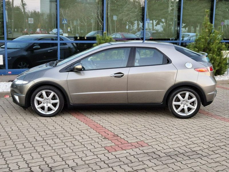 Honda Civic UFO * GWARANCJA * 1.8 i-VTEC * 140 KM * manual * warszawa * serwis VIII (2006-2011)
