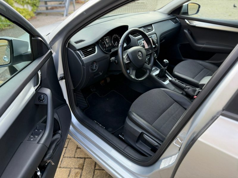 Škoda Octavia 1.4 140PS Xenon III (2013-)