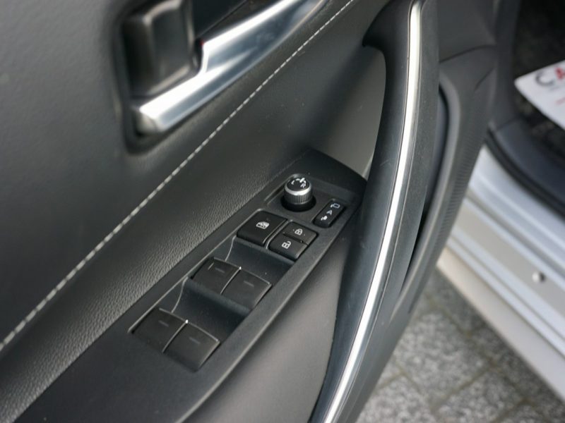 Toyota Corolla E21 (2019-)