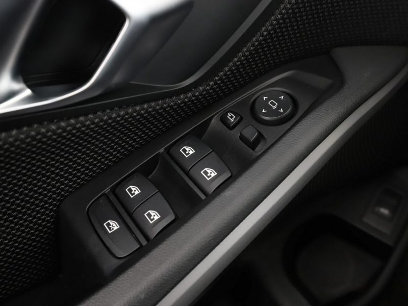 BMW 320 190KM automat navi kamera LED ACC virtual klima-3stref. G20 (2019-)