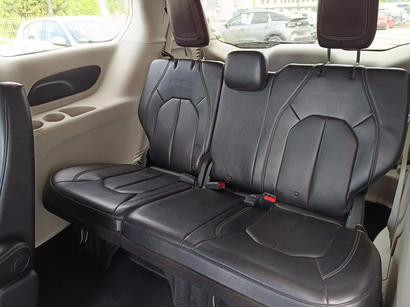 Chrysler Pacifica 3.6 V6 291KM, 7 osobowy, wyposażenie, vat23%