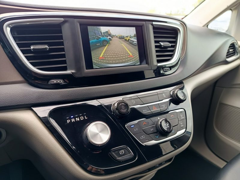 Chrysler Pacifica 3.6 V6 291KM, 7 osobowy, wyposażenie, vat23%