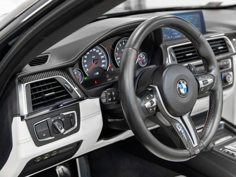 BMW M4 Salon PL. 1 właściciel. Individual. Pełne wyposażenie. 3 x koła. F82