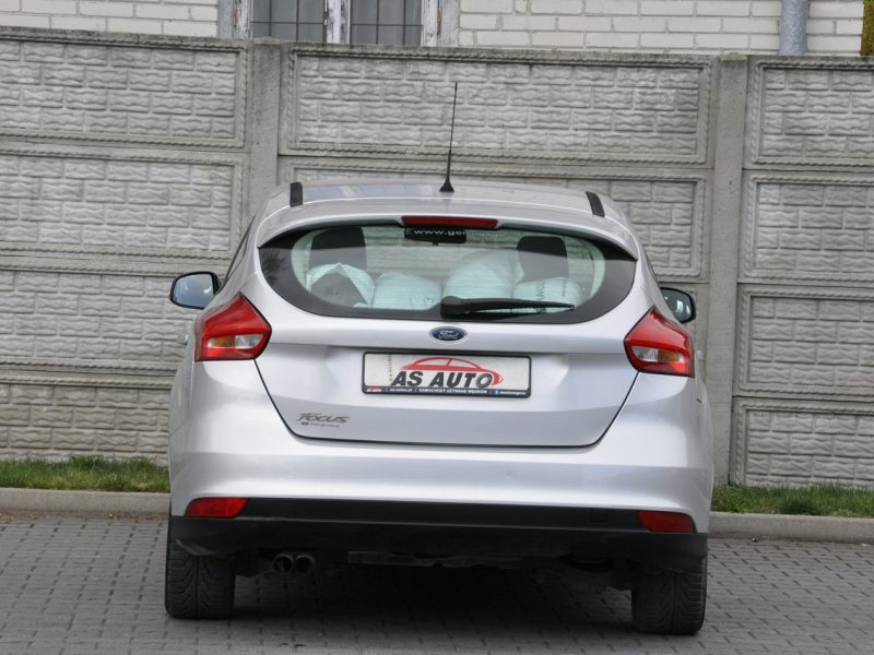 Ford Focus 1,6i Ambiente/2Xopony/Serwisowany/Zadbany Mk3 (2010-2018)