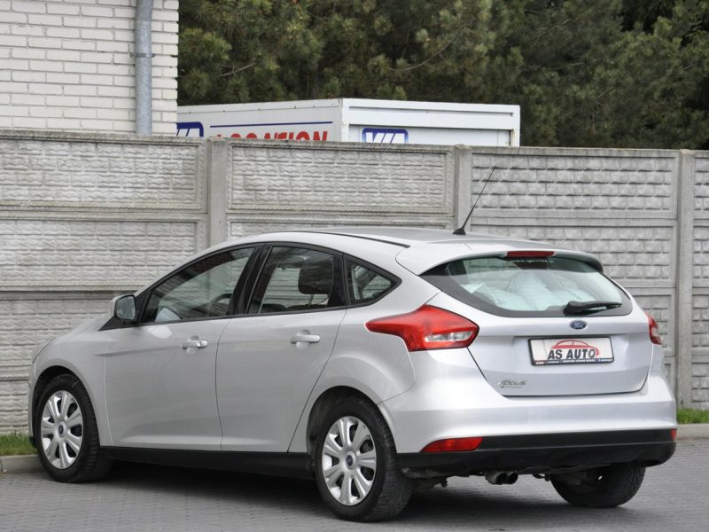 Ford Focus 1,6i Ambiente/2Xopony/Serwisowany/Zadbany Mk3 (2010-2018)