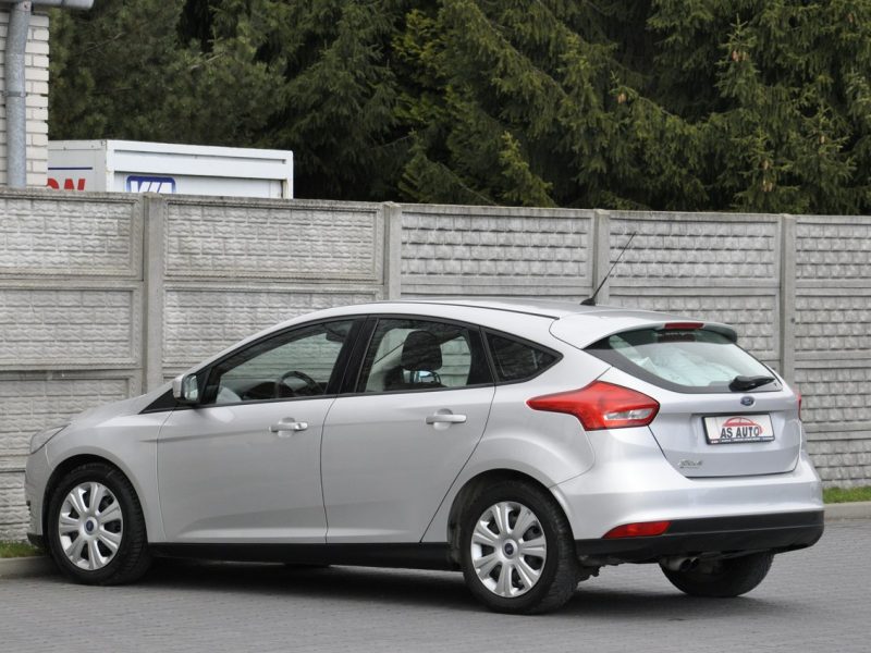 Ford Focus 1,6i Ambiente/2Xopony/Serwisowany/Zadbany Mk3 (2010-2018)