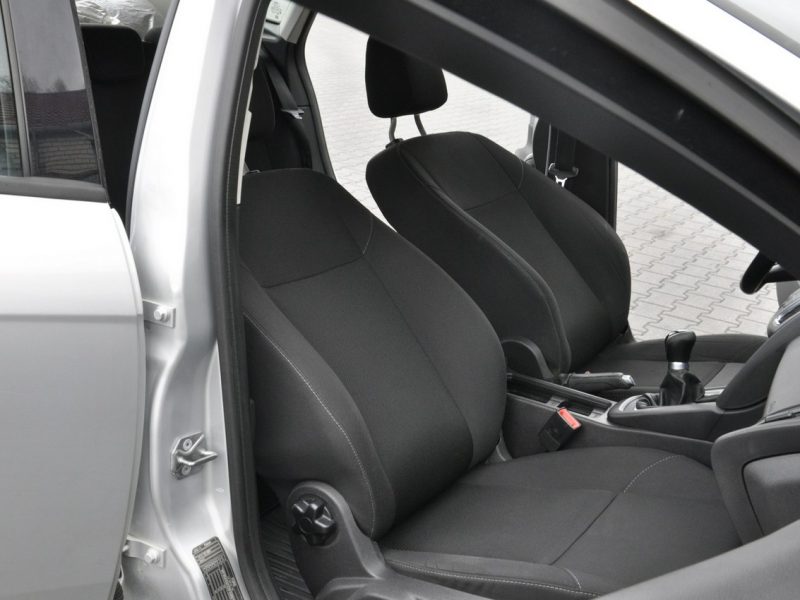 Ford Focus 1,6i Ambiente/2Xopony/Serwisowany/Zadbany Mk3 (2010-2018)