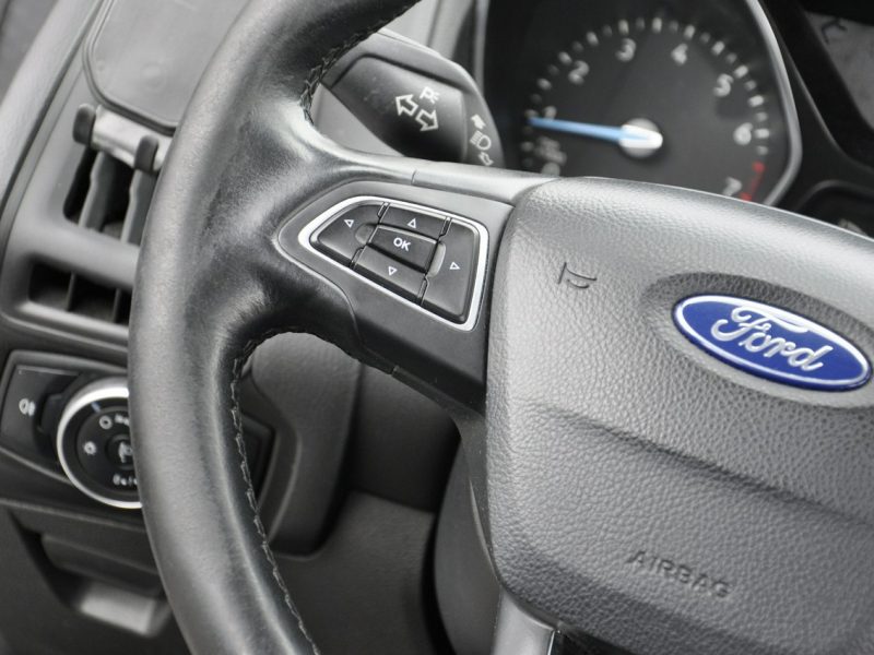 Ford Focus 1,6i Ambiente/2Xopony/Serwisowany/Zadbany Mk3 (2010-2018)